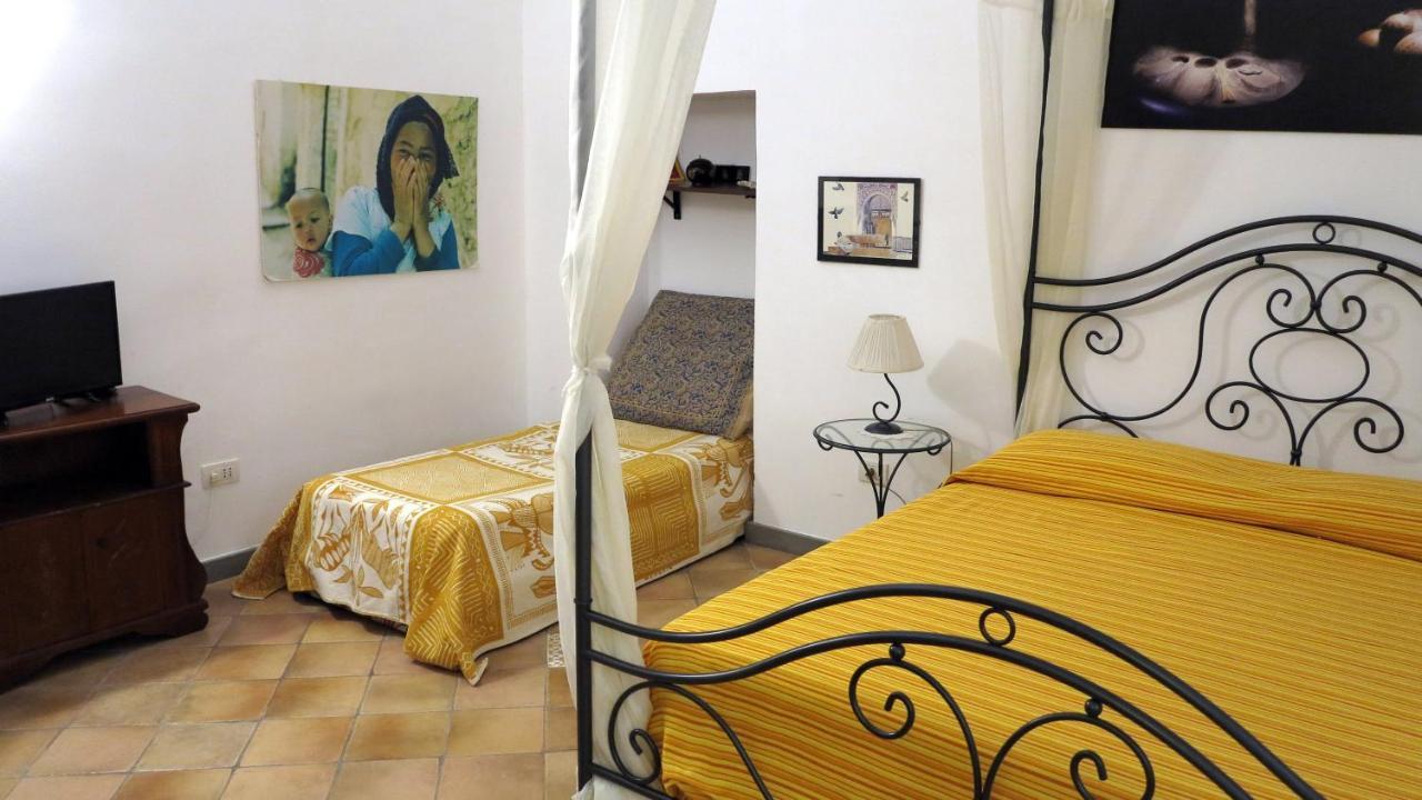 - B&B "Centro Antico" - 나폴리 외부 사진
