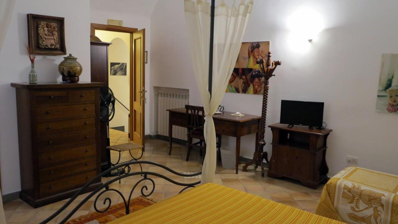 - B&B "Centro Antico" - 나폴리 외부 사진